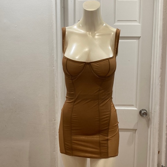 RARE SKIMS Glissenette Corset Mini Dress NWT Chai Bodycon Gold Medium Left ONLY - Picture 2 of 11